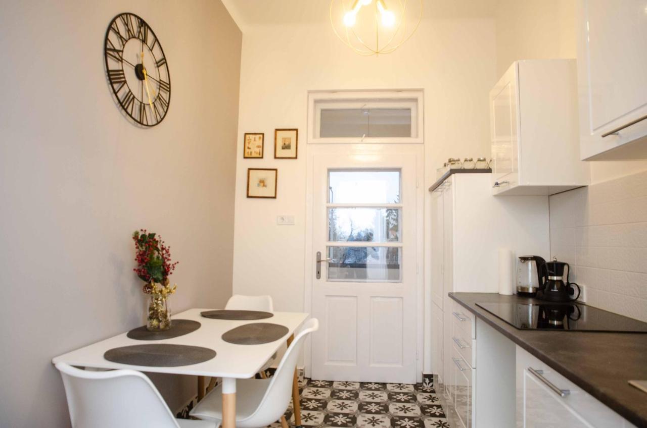 Csilla Home Apartman Miskolc Buitenkant foto
